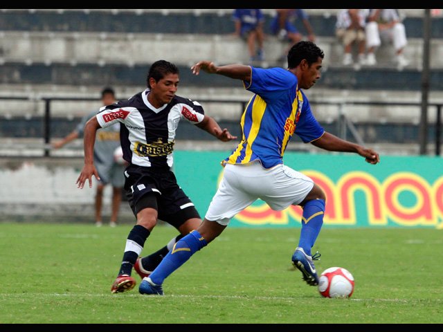 Alianza Lima goléo 3-0 a Alianza Atlético